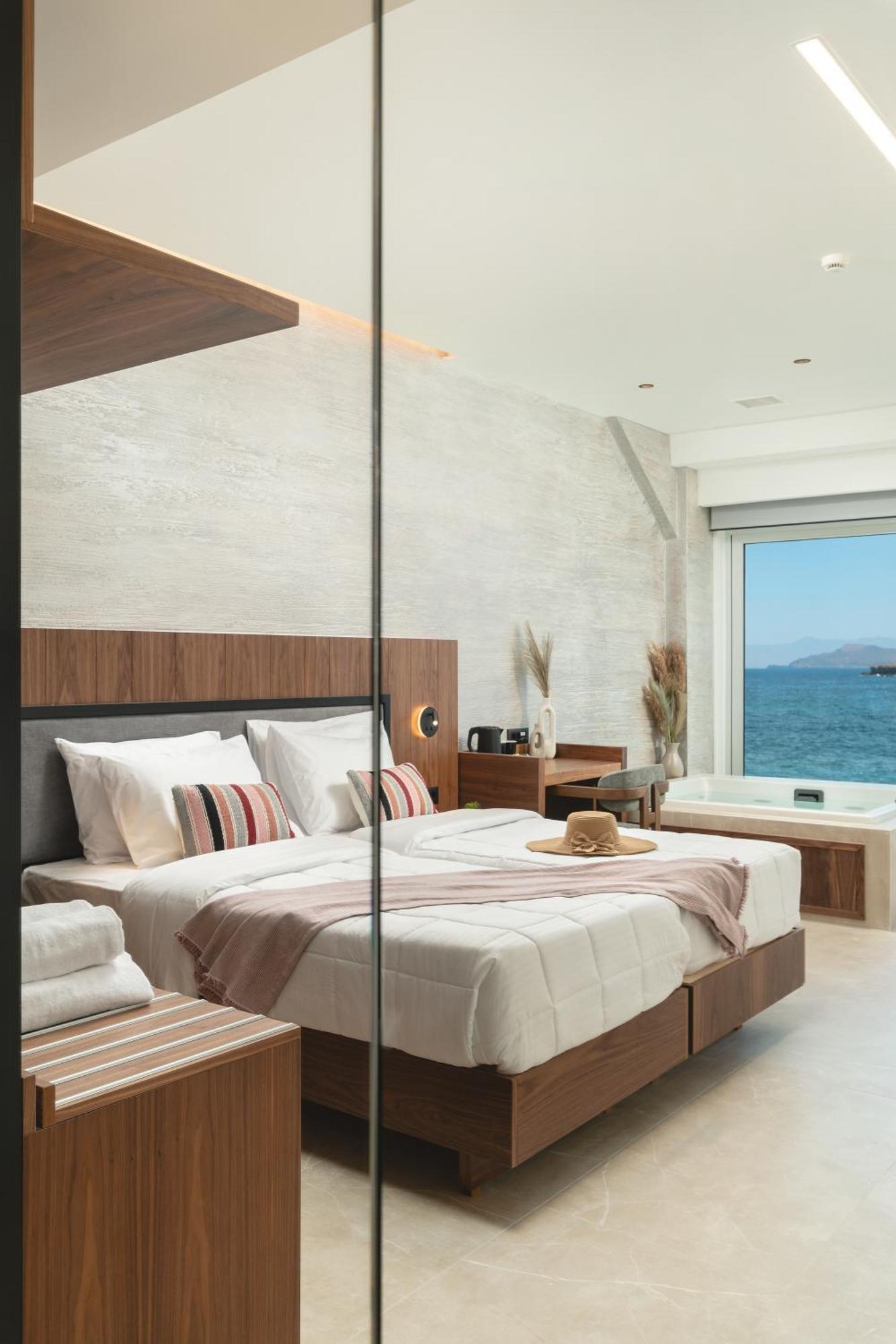 Elia Sea Suites Chania  Екстер'єр фото